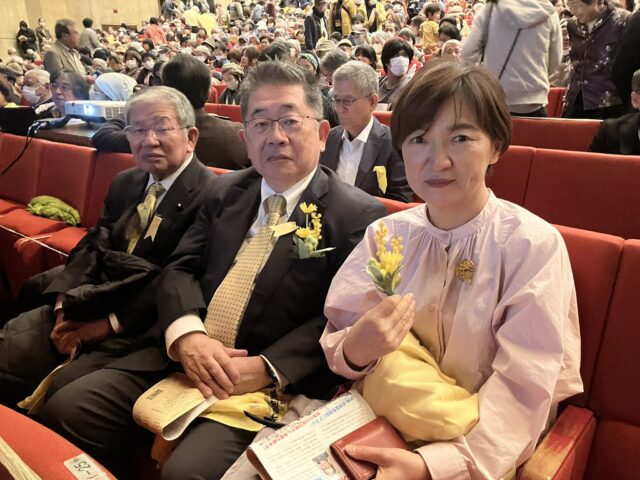 平和な沖縄を――沖縄県民大会に参加