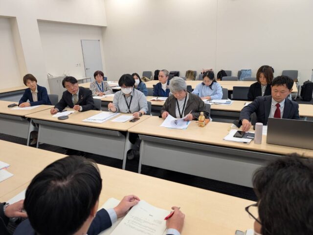 防衛拠点撤回せよ